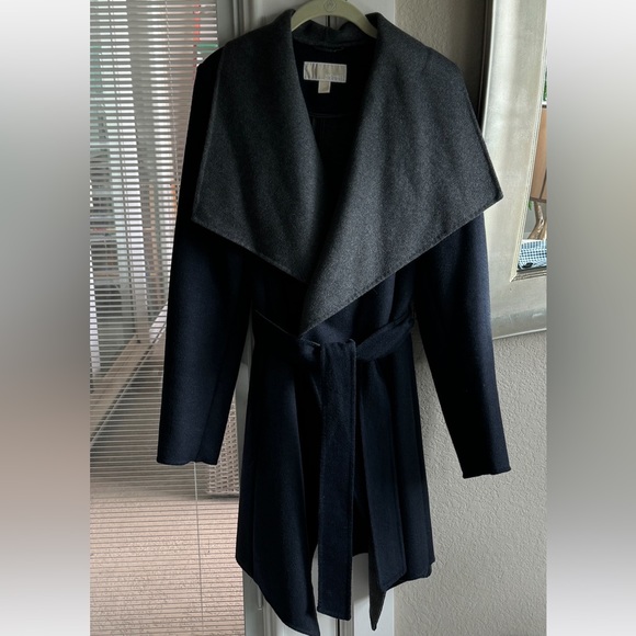 *NEW* - MICHAEL KORS WOMEN’S BLACK BELTED COAT - Picture 8 of 11